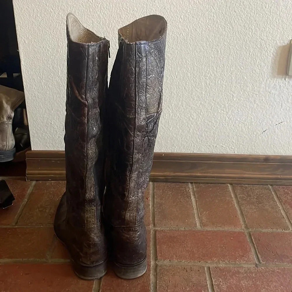 Brown Steve Madden Rains Crackled‎ Leather Boots 8 - Picture 4 of 7